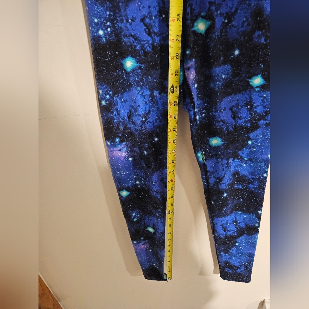 Galaxy Leggings - Picture 5 of 8